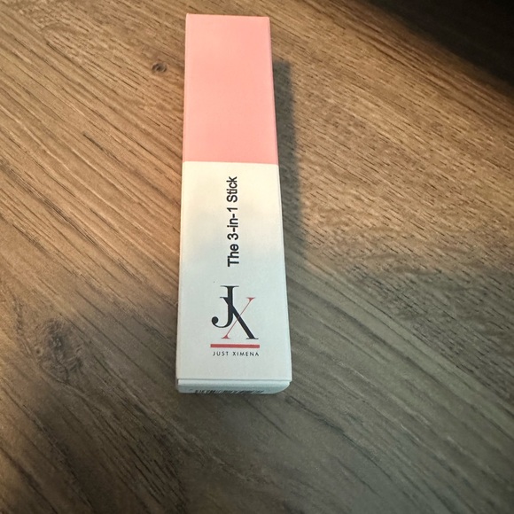 JUST XIMENA COSMETICS The 3-In-1 Stick New in Box Color I’m Delicious - Picture 2 of 3